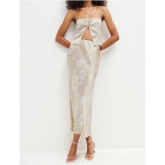 🆕 Reformation Beba Silk Two Piece/ Sable/ Size 6 - Picture 4 of 7